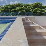 Hermosa Mayette Villa By Chezplaya