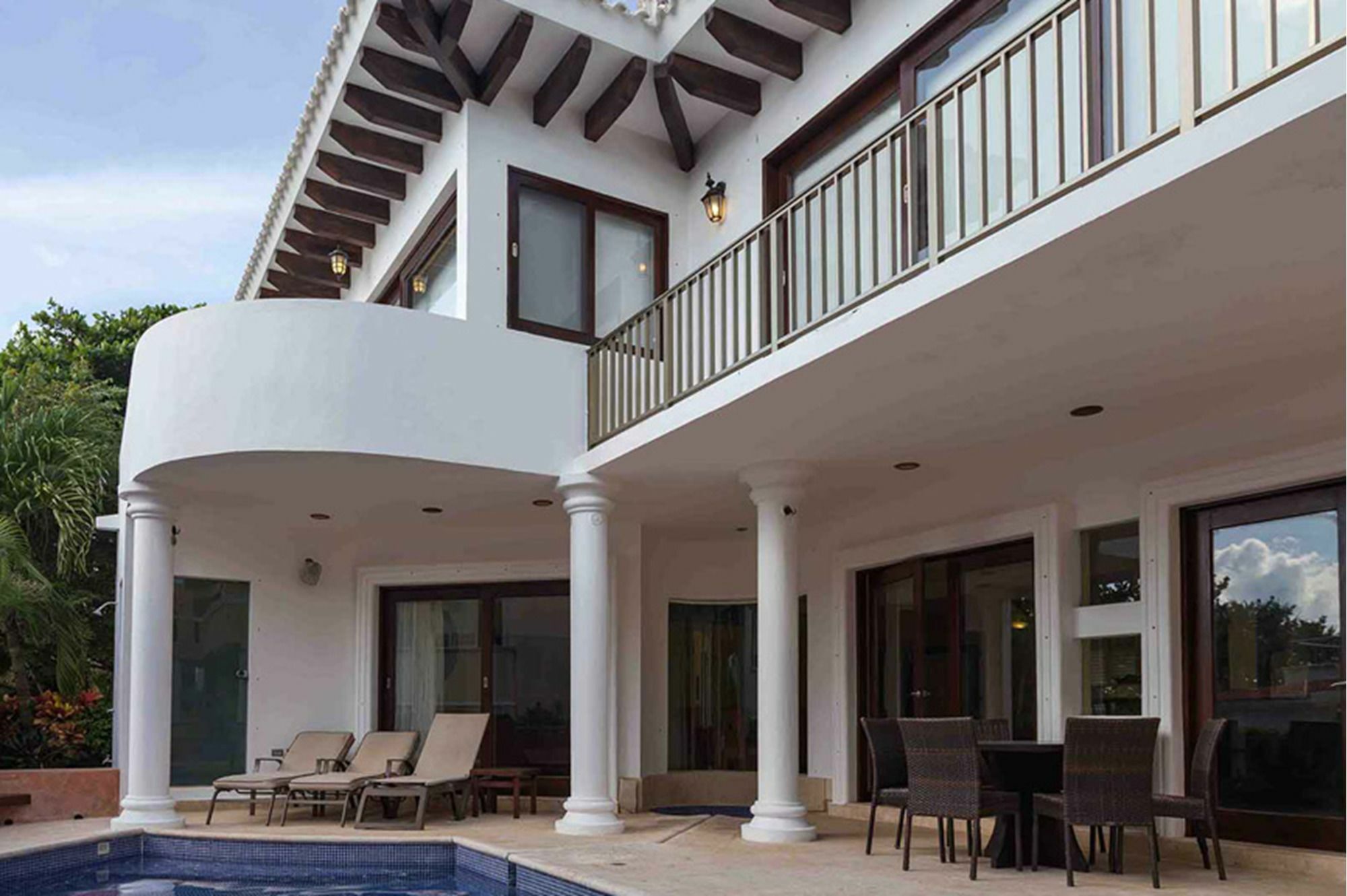 Hermosa Mayette By Chezplaya * Playa del Carmen